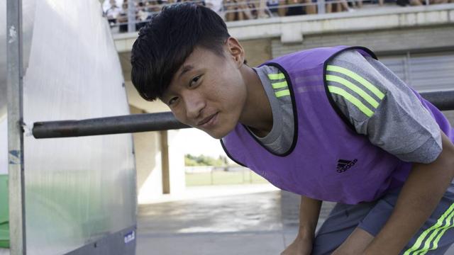 成年人学院