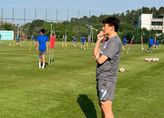 国产夫妻久久线观看