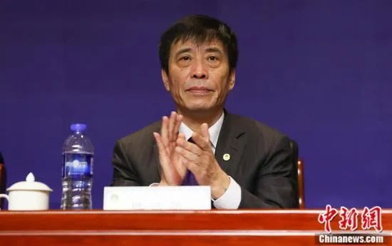 免费看女生尿口网站
