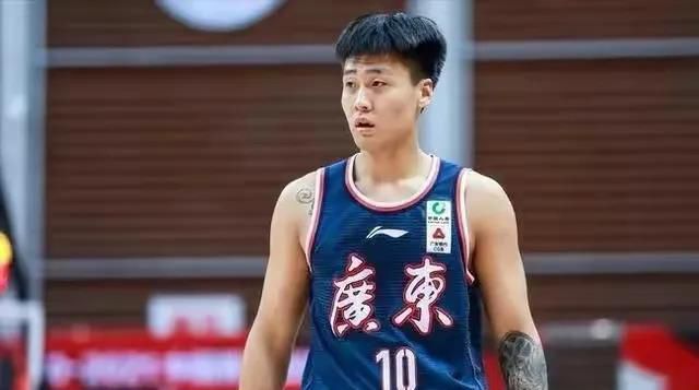 今夜在女子宿舍与你相遇