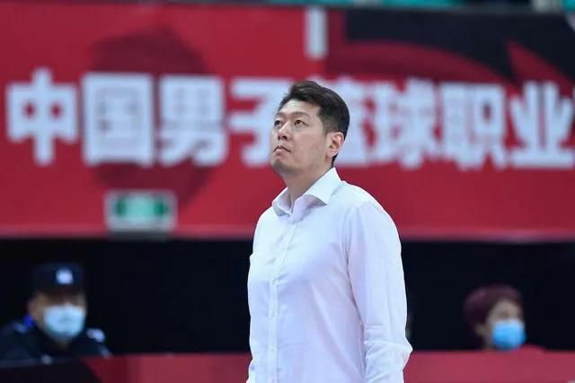 婷婷综合色伊人阁
